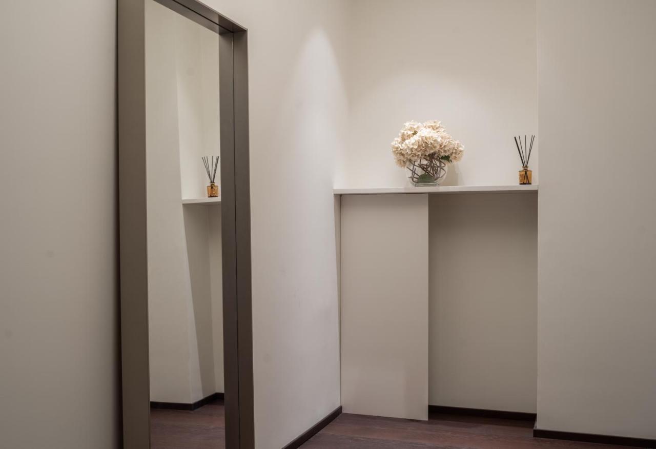 Sant'Ambrogio Luxury Apartment R&R Milan Luaran gambar