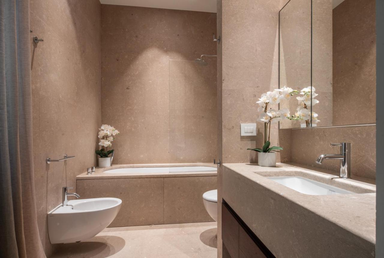 Sant'Ambrogio Luxury Apartment R&R Milan Luaran gambar