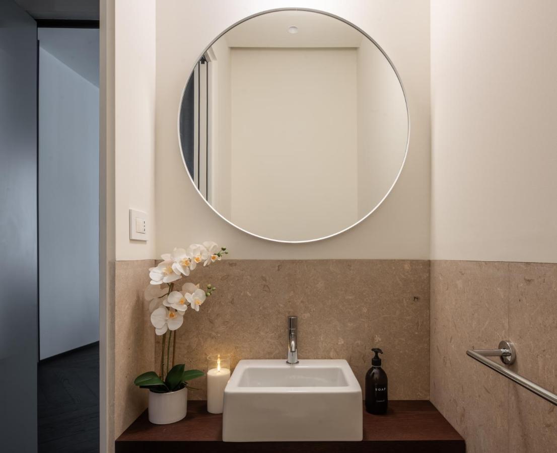 Sant'Ambrogio Luxury Apartment R&R Milan Luaran gambar